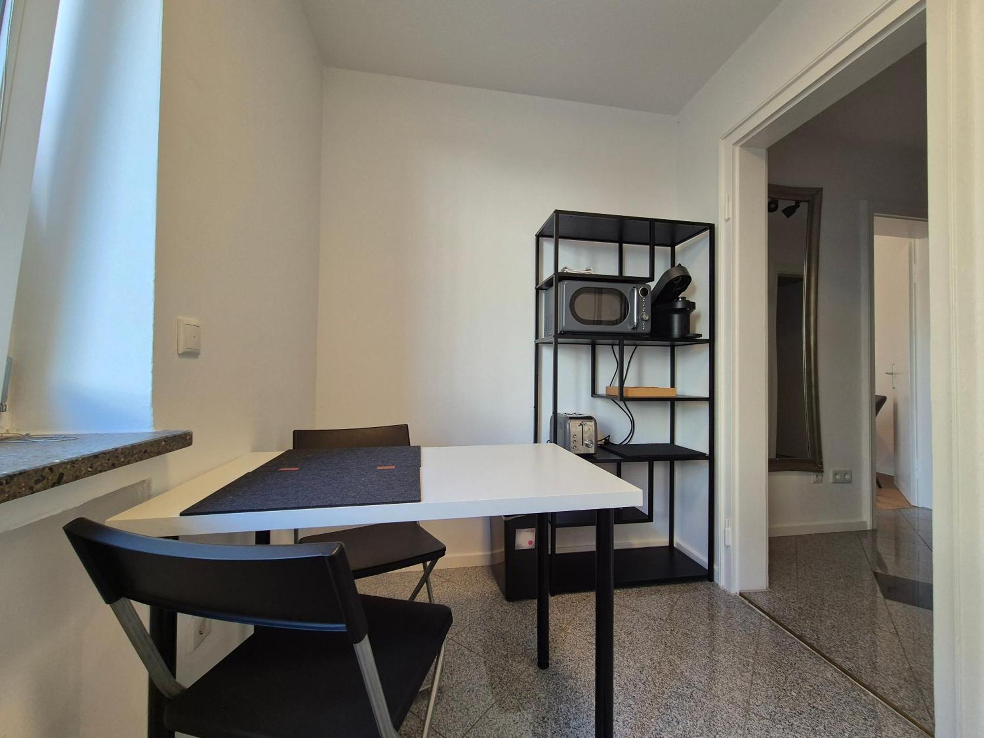 Modern 1 * München